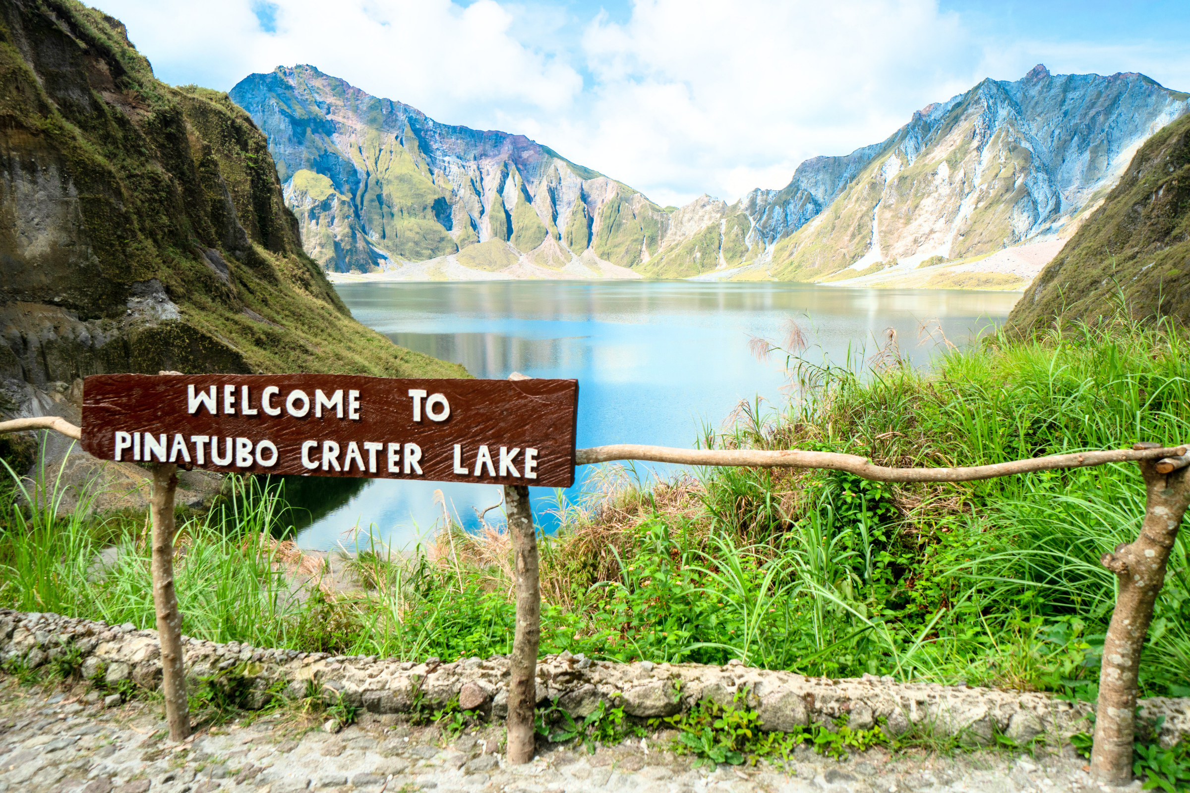 mountain pinatubo.webp